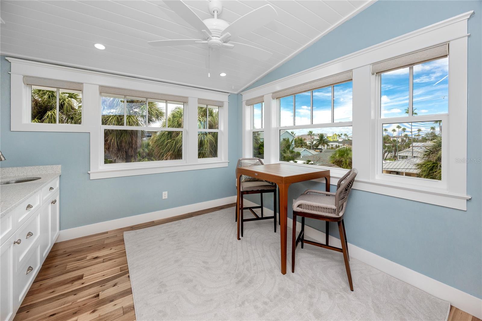 TB8428224 Property Photo