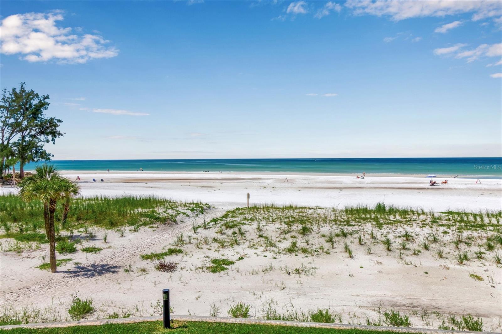 19 WHISPERING SANDS DR #203, SARASOTA, FL, 34242