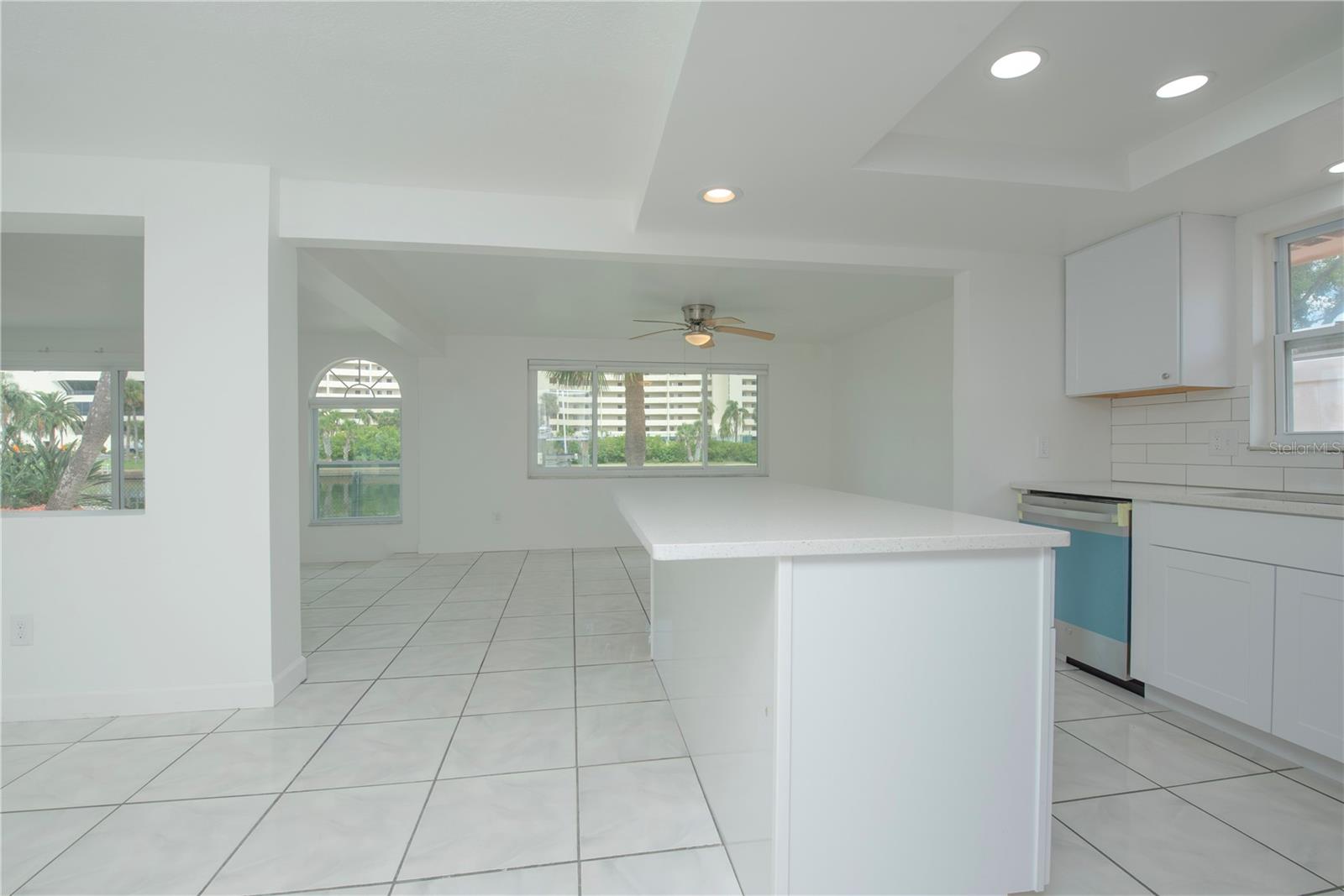 Breakfast bar and kitchen island.