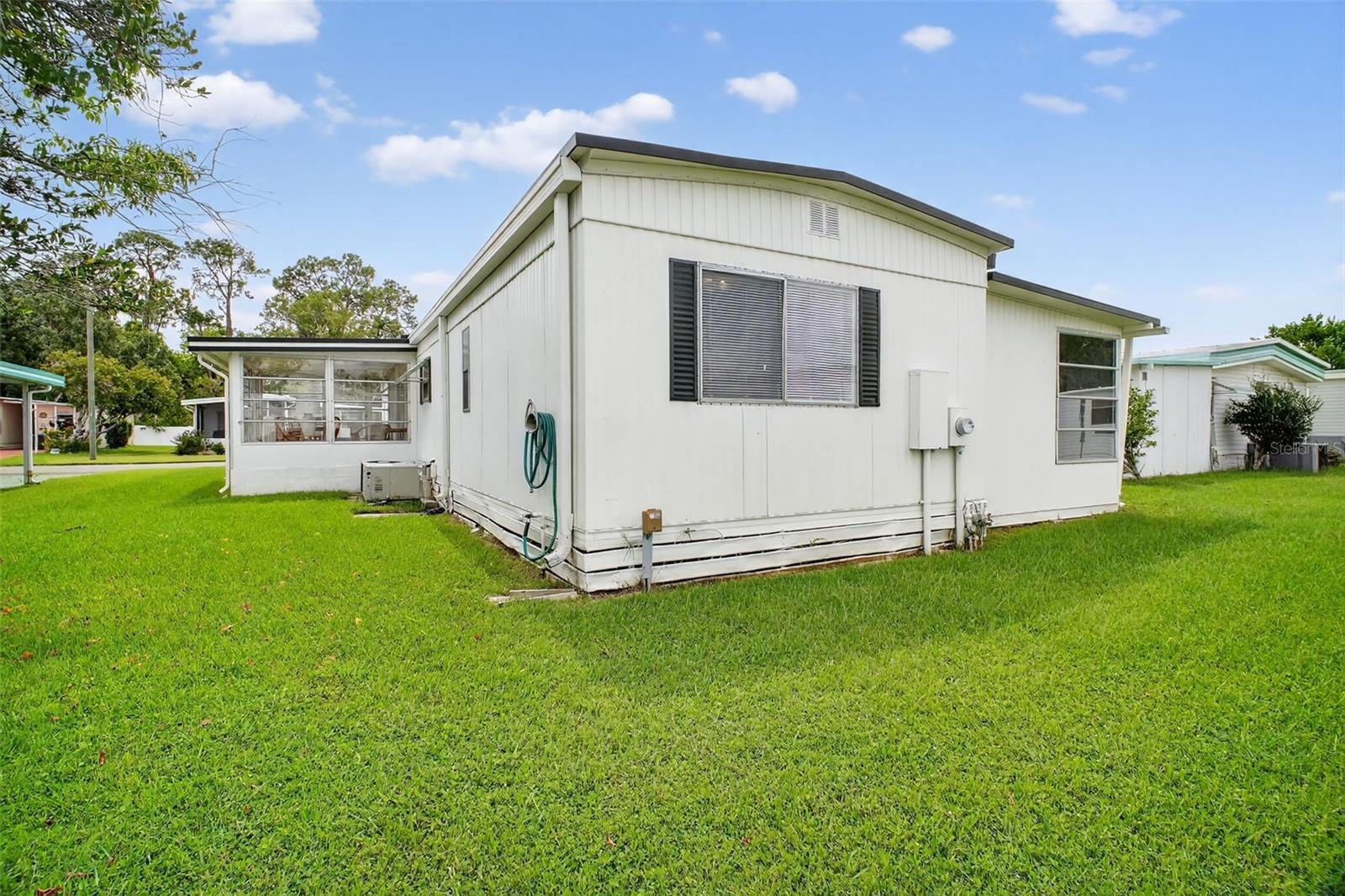 O6344748 Property Photo