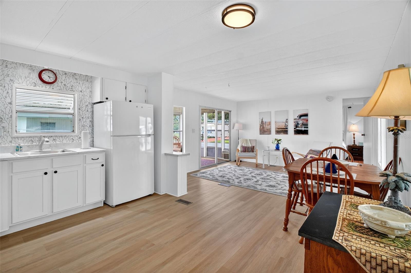 O6344748 Property Photo