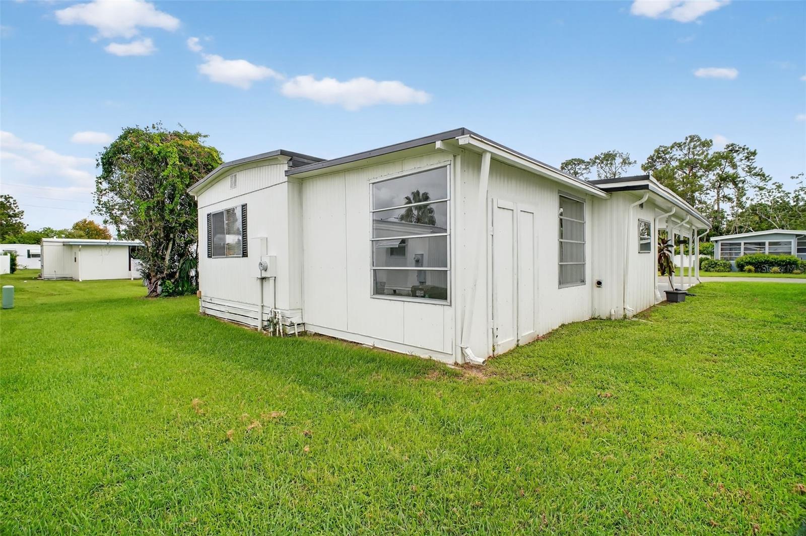 O6344748 Property Photo