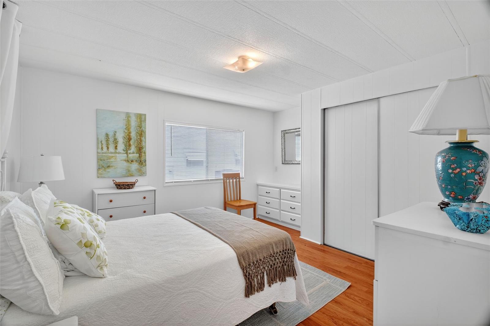 O6344748 Property Photo