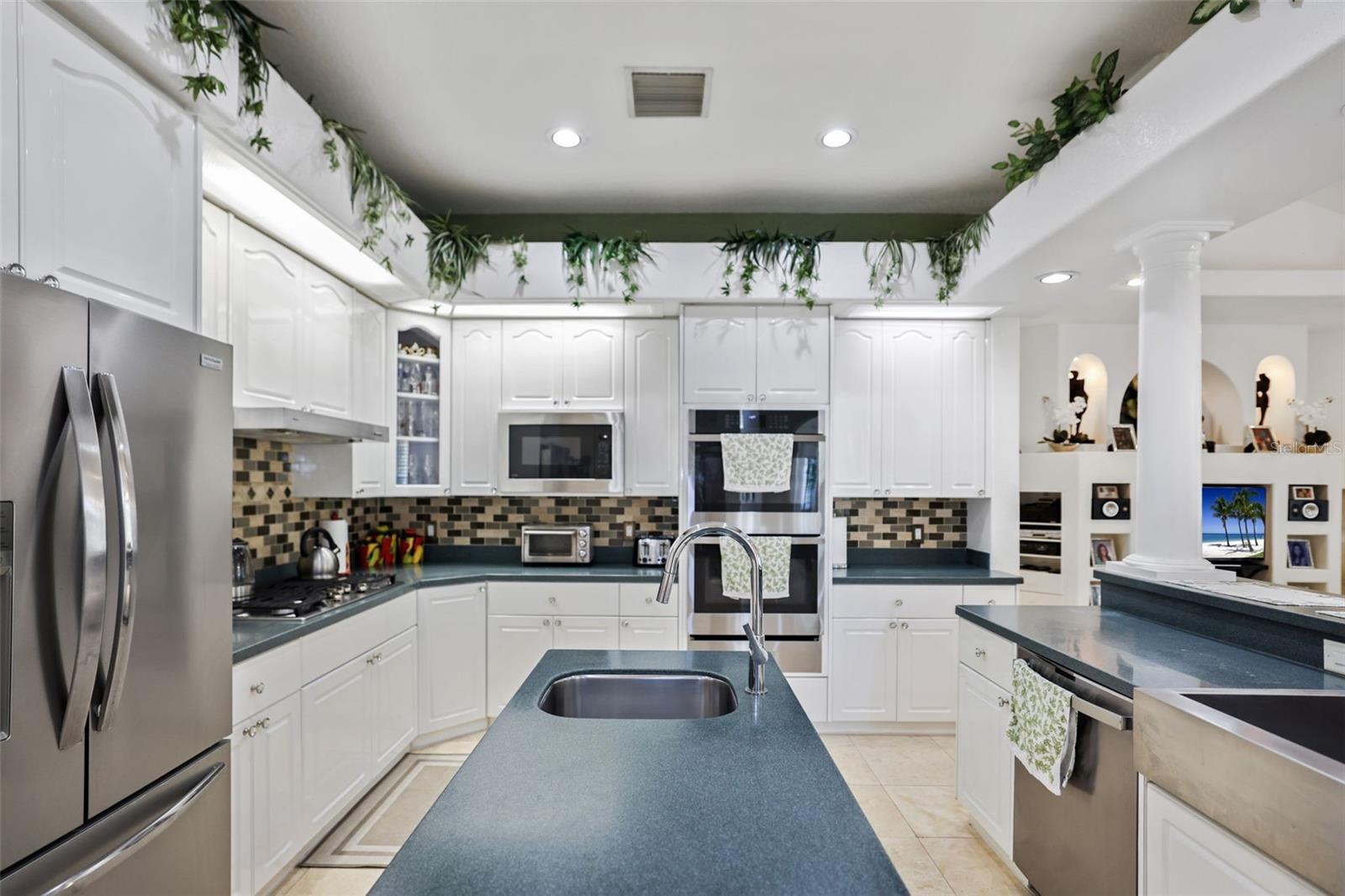 14423 KANDI CT, LARGO, FL, 33774