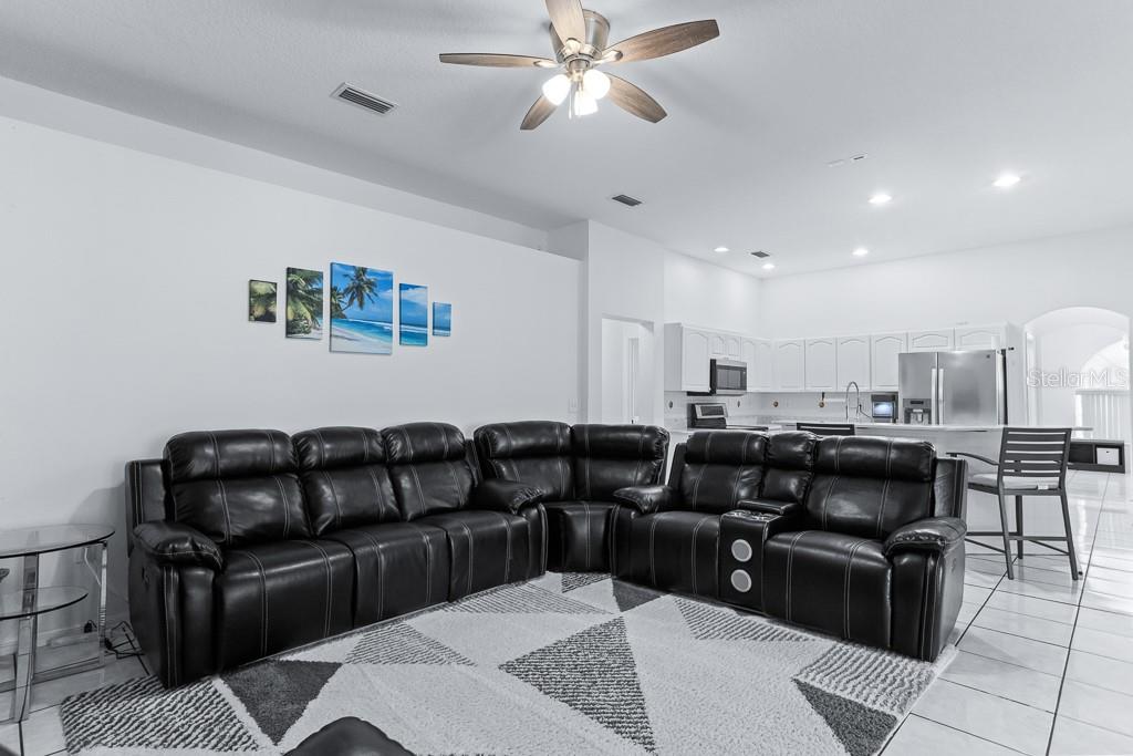 828 INNERGARY PL, VALRICO, FL, 33594