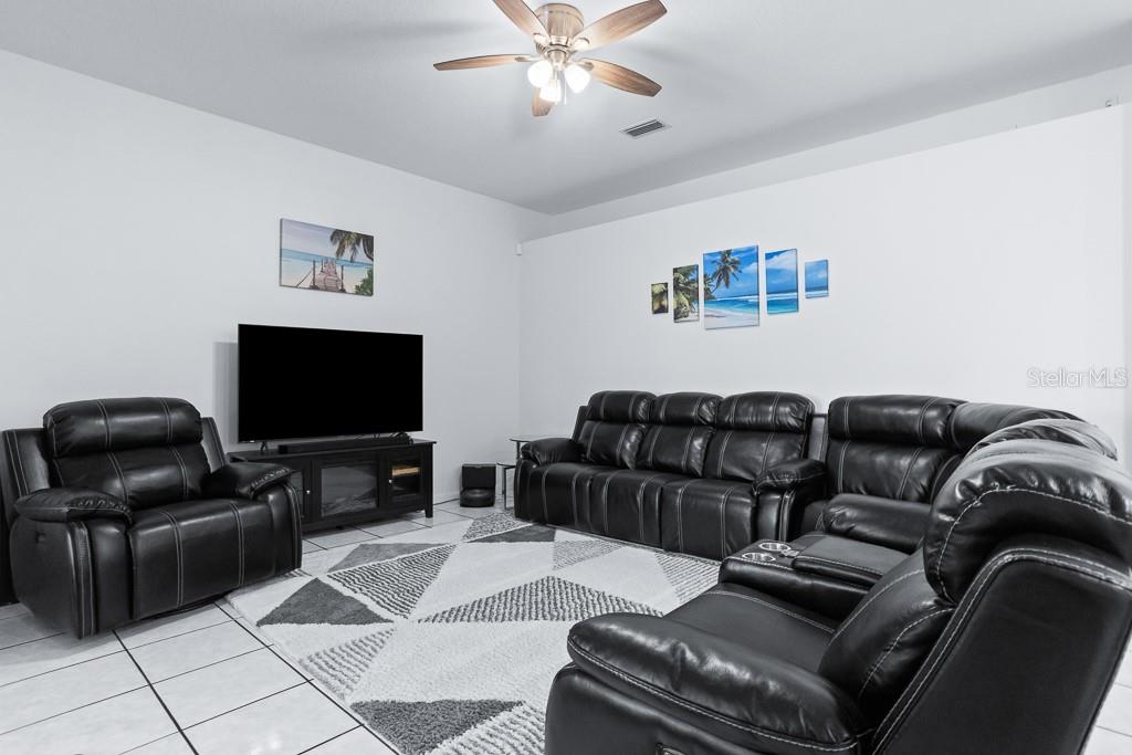 828 INNERGARY PL, VALRICO, FL, 33594