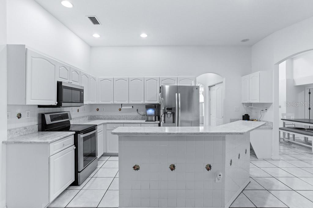 828 INNERGARY PL, VALRICO, FL, 33594