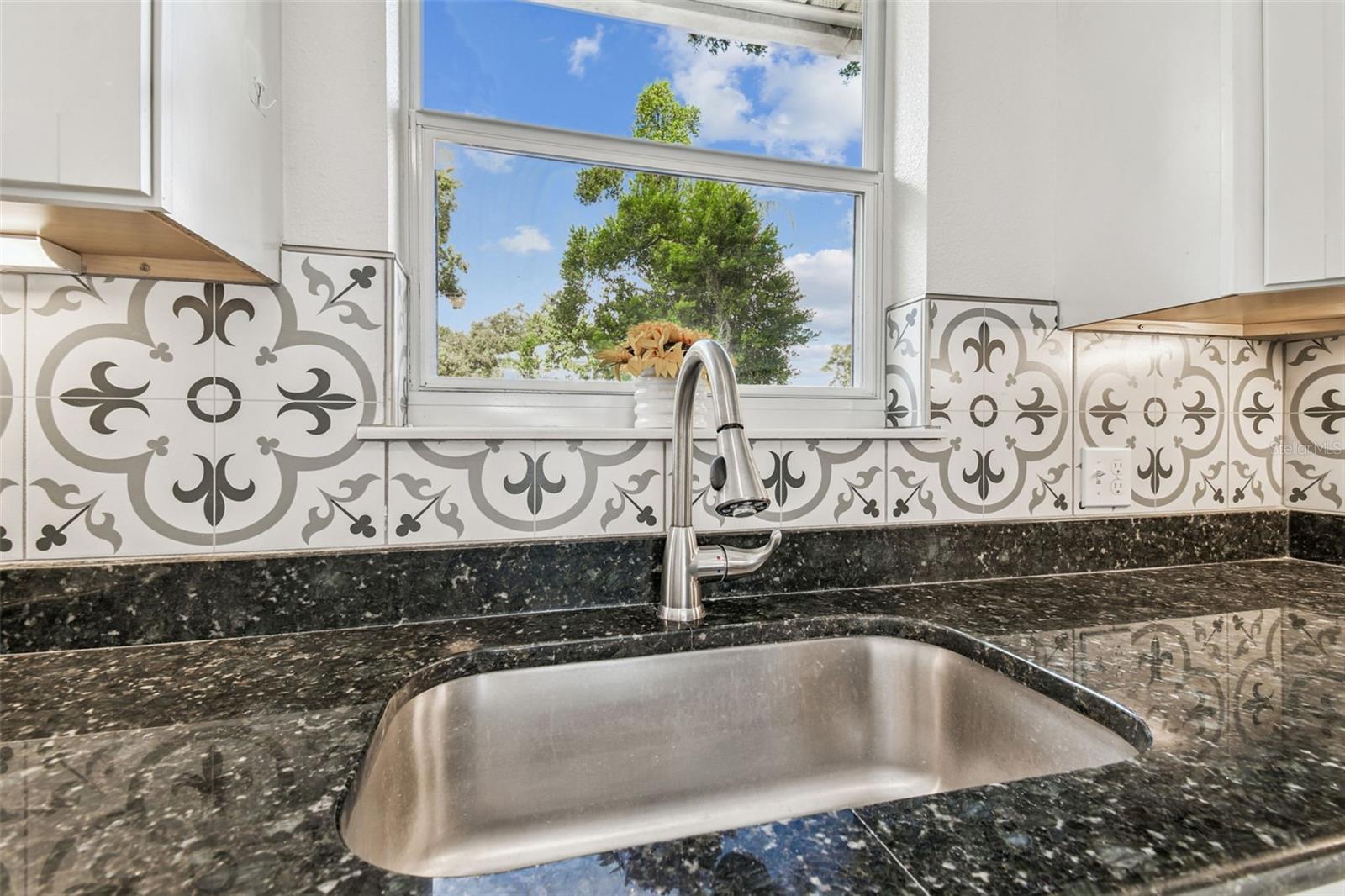 819 PATBUR AVE, TAMPA, FL, 33612