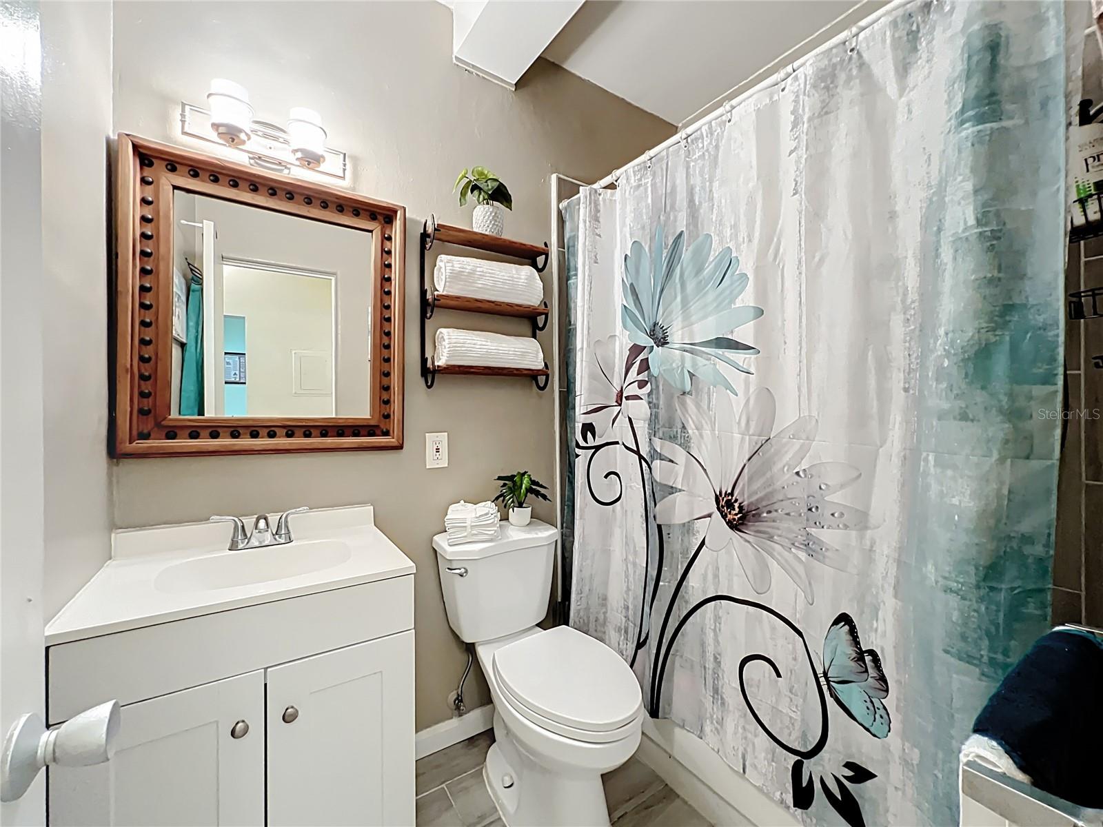 TB8428365 Property Photo