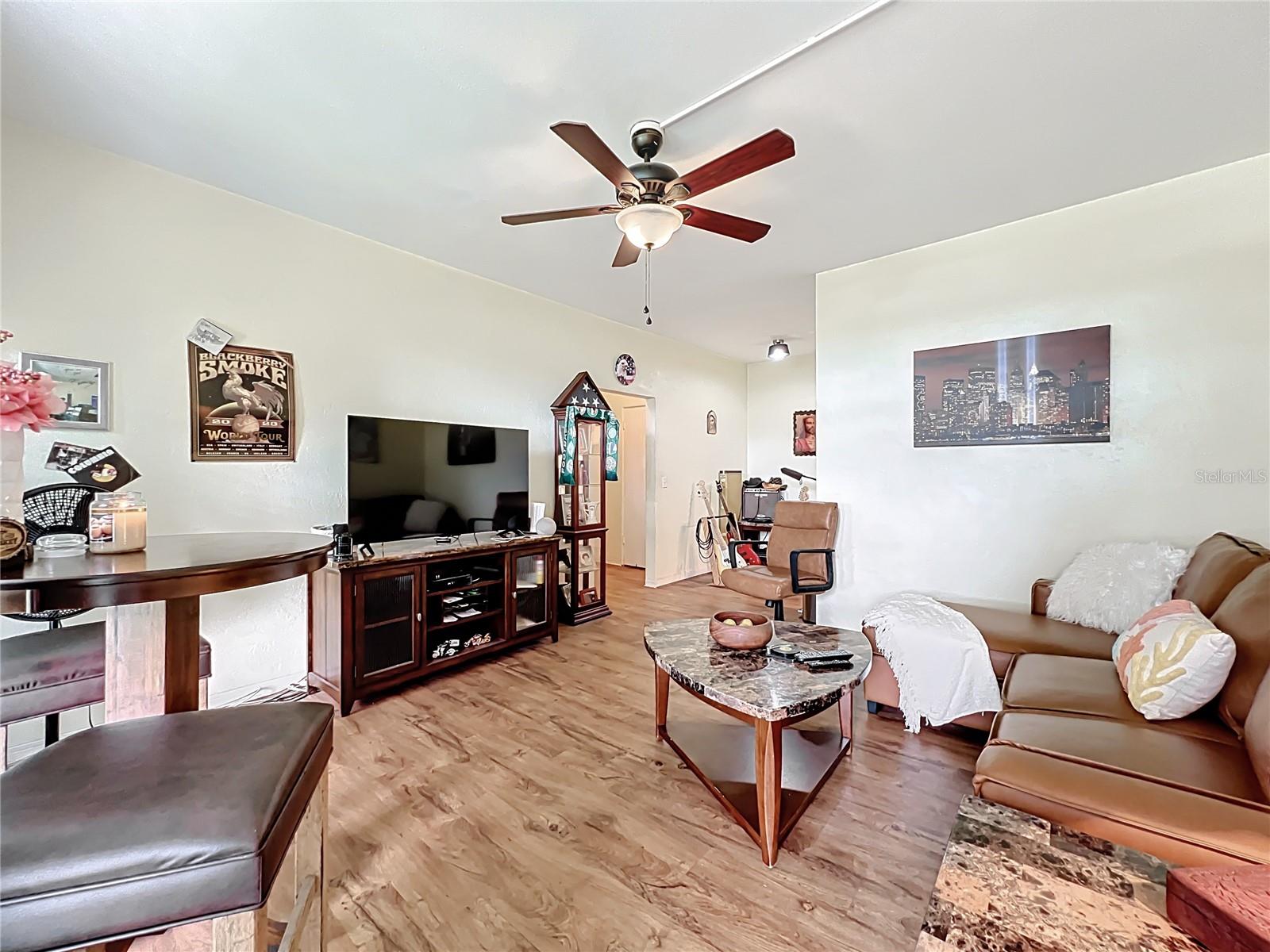 TB8428365 Property Photo