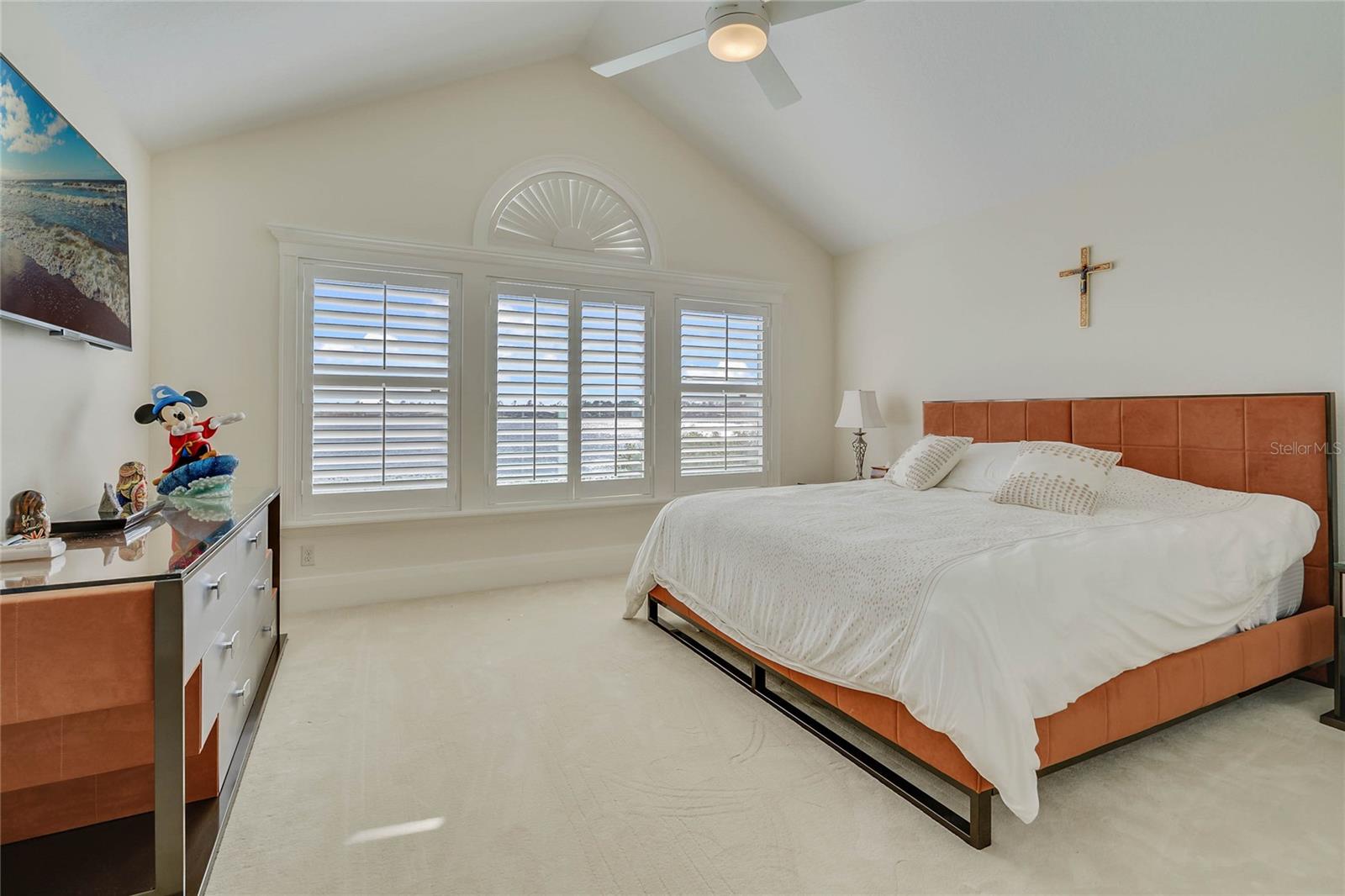 O6344799 Property Photo