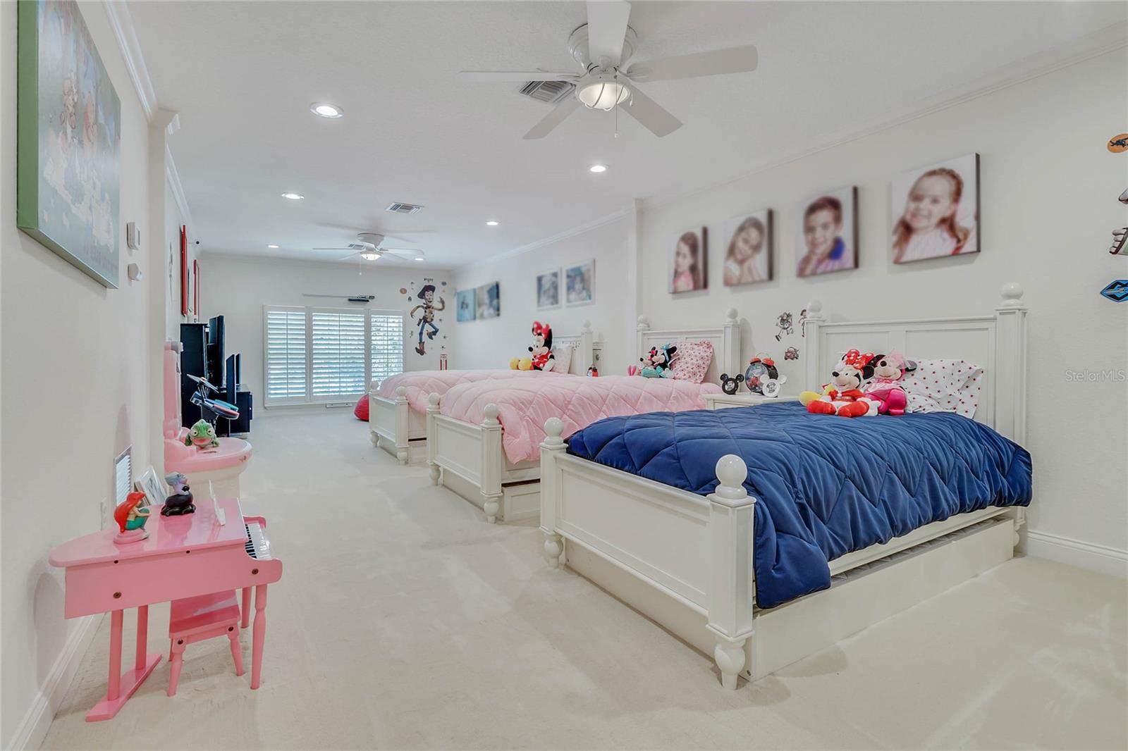 O6344799 Property Photo