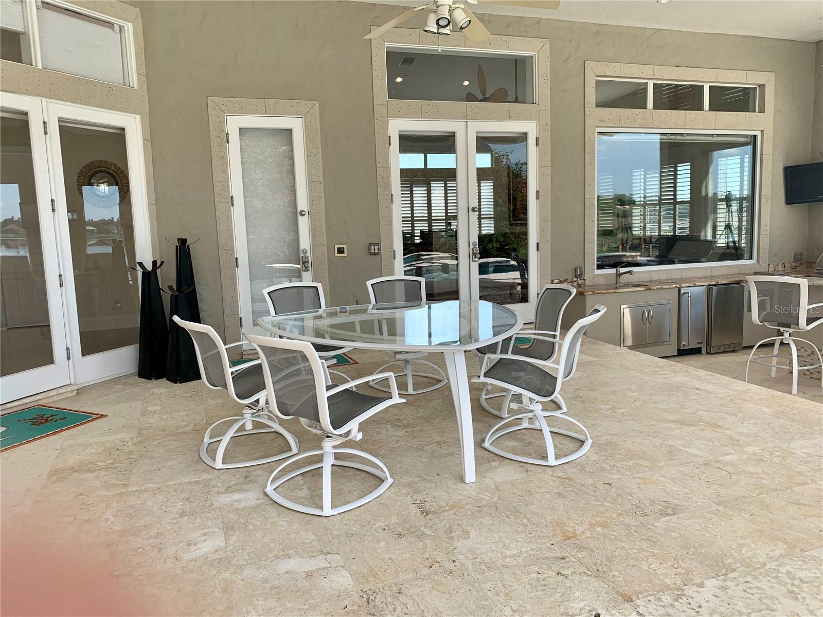 O6344799 Property Photo