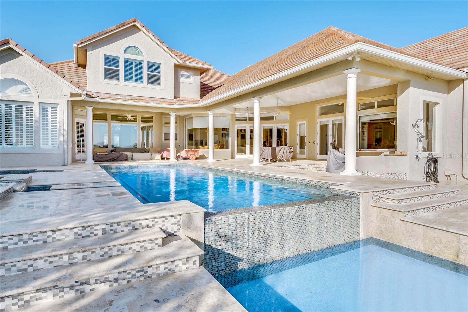 O6344799 Property Photo