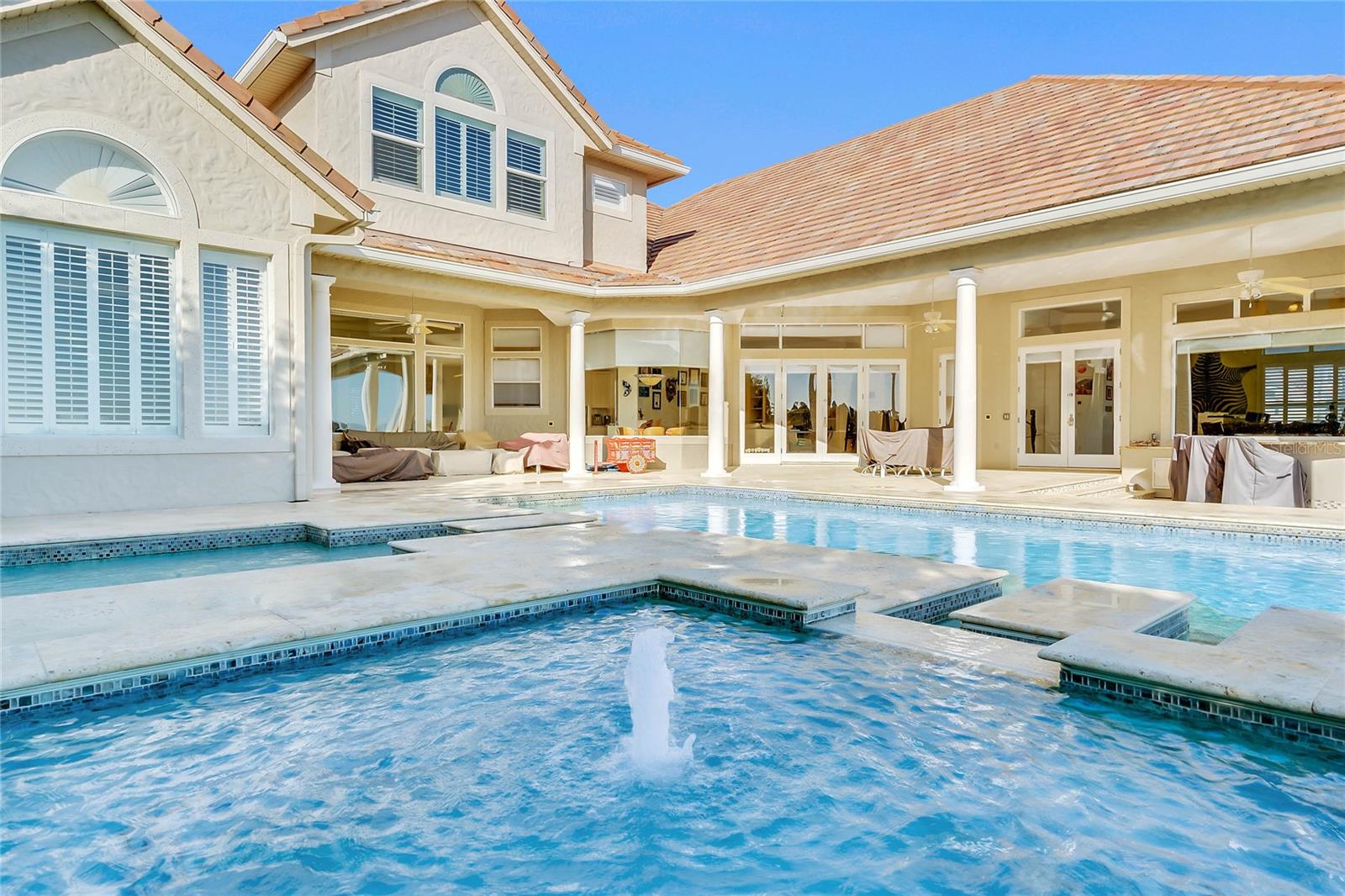 O6344799 Property Photo