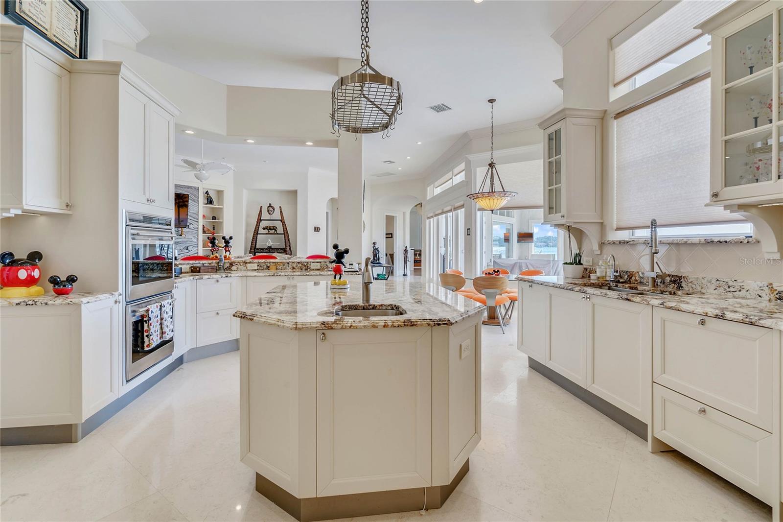 O6344799 Property Photo