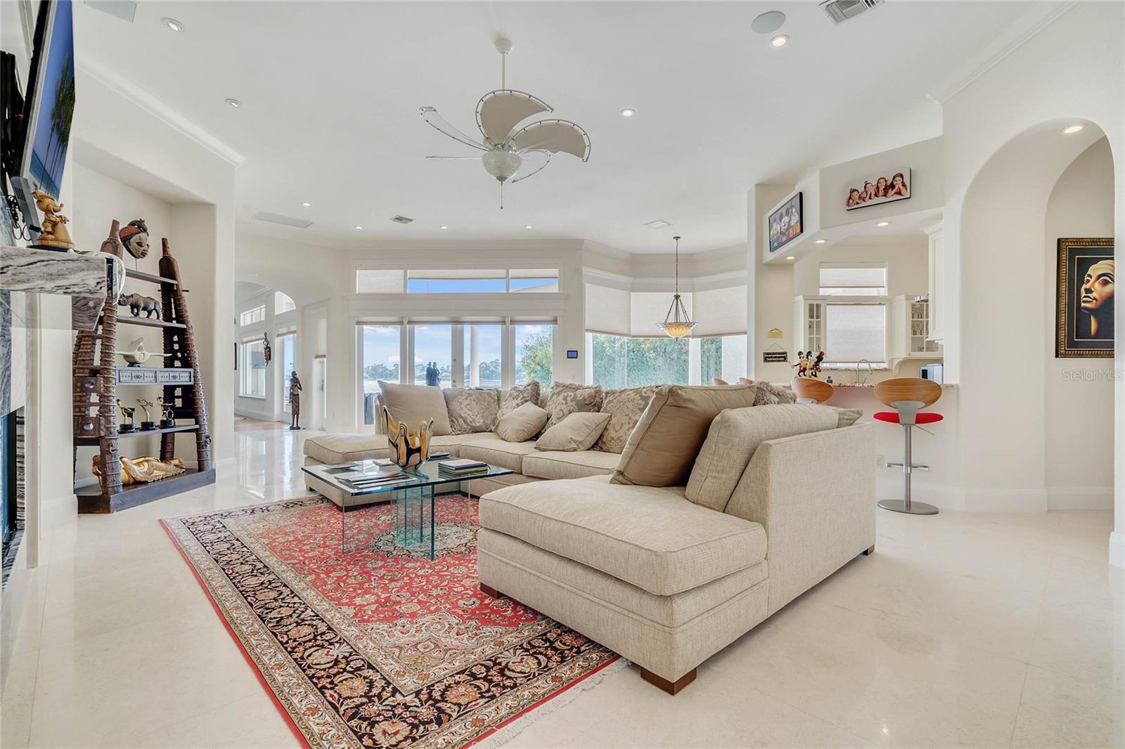 O6344799 Property Photo