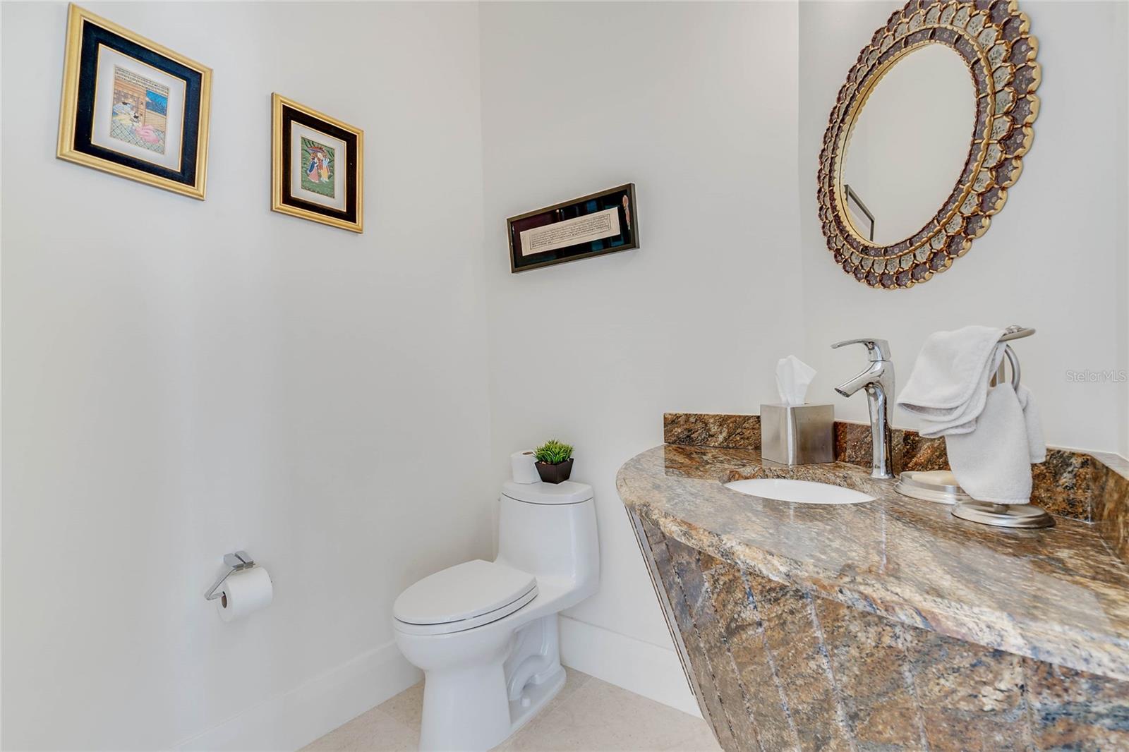 O6344799 Property Photo