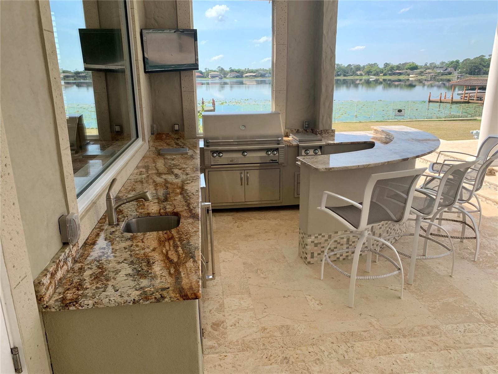 O6344799 Property Photo