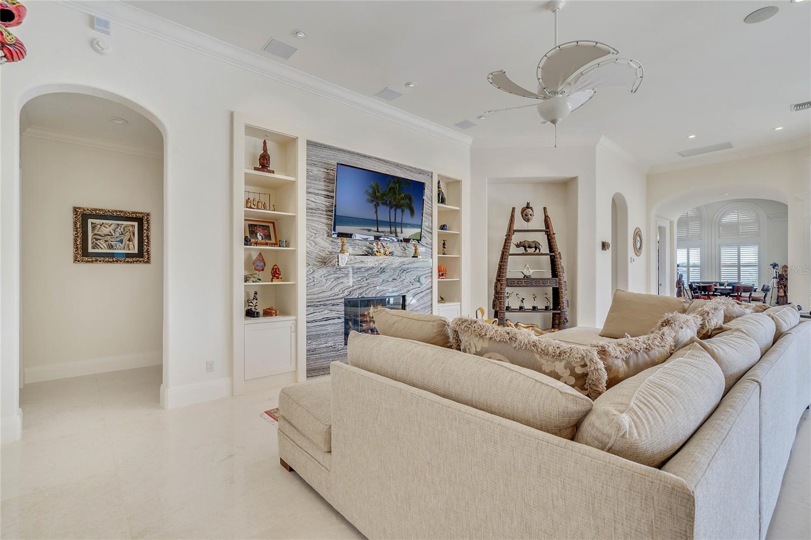 O6344799 Property Photo