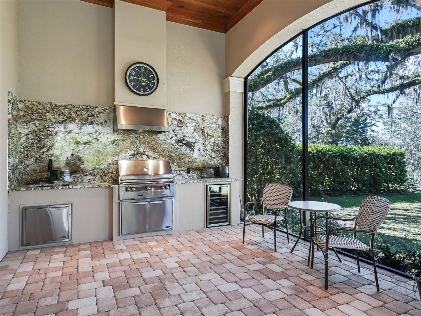 OM709708 Property Photo