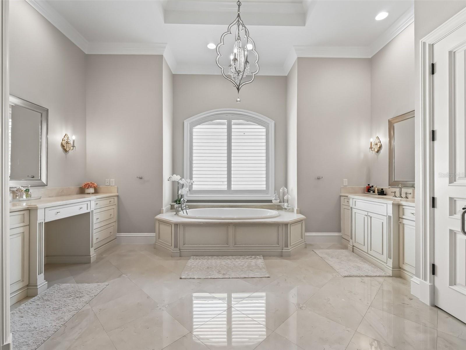 OM709708 Property Photo