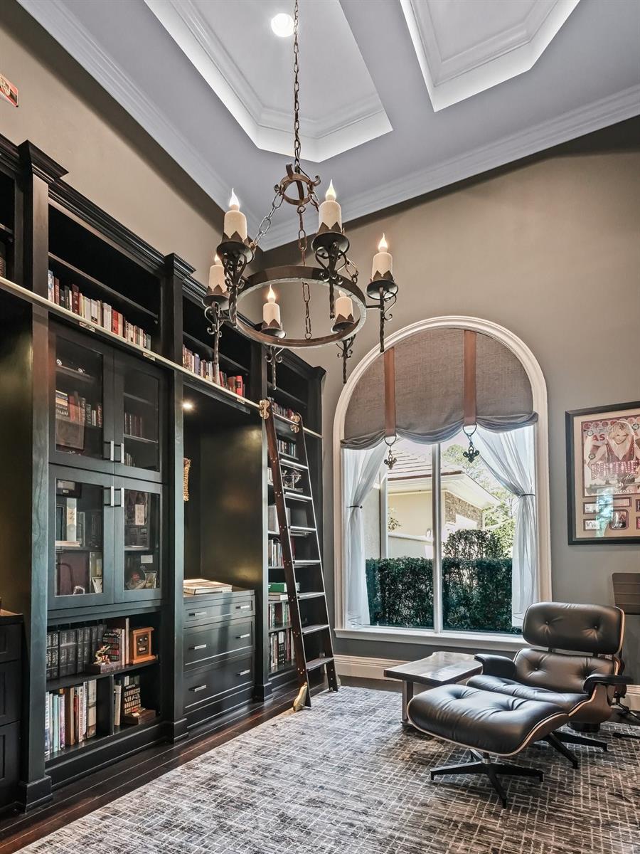 OM709708 Property Photo