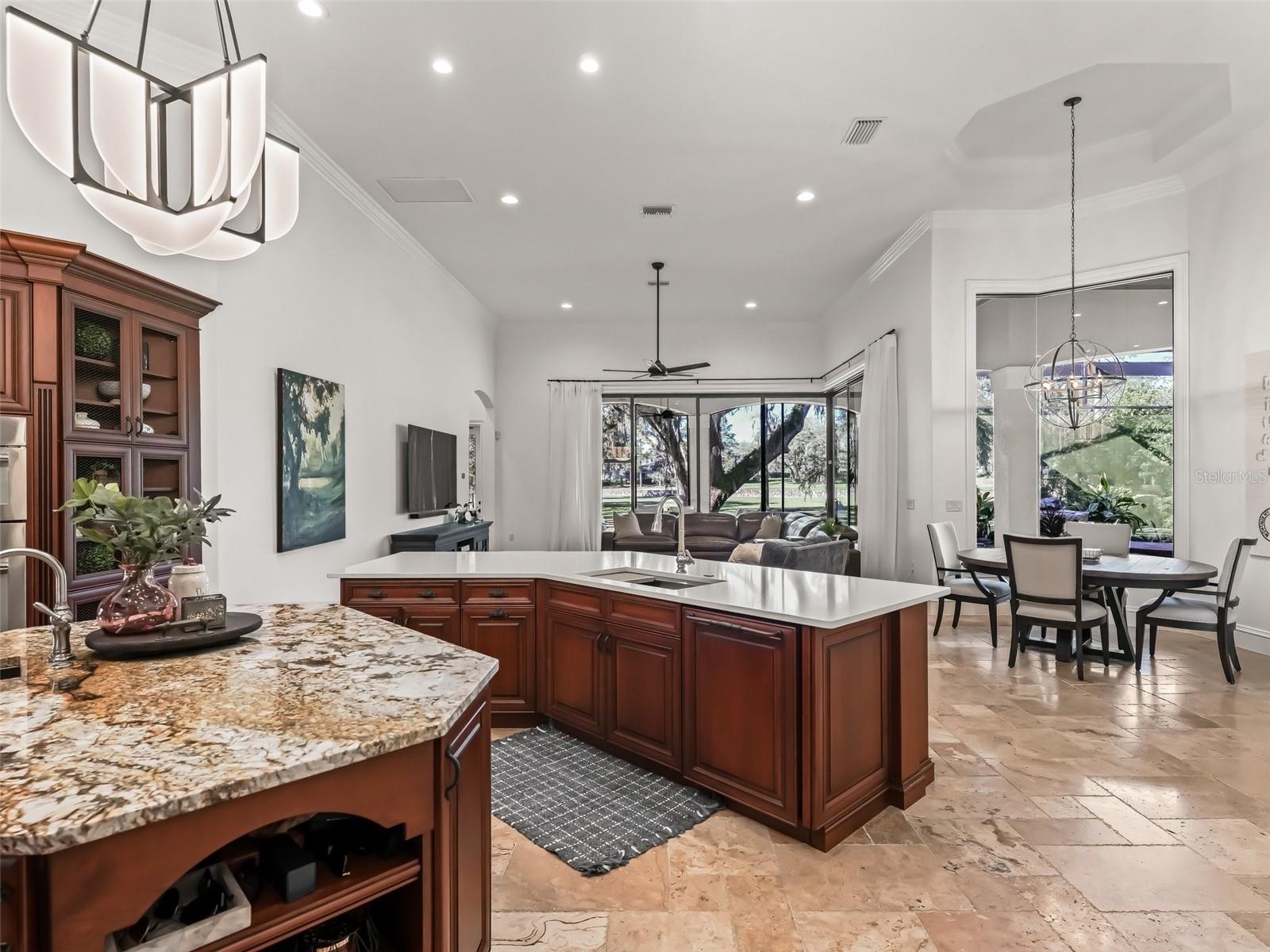 OM709708 Property Photo