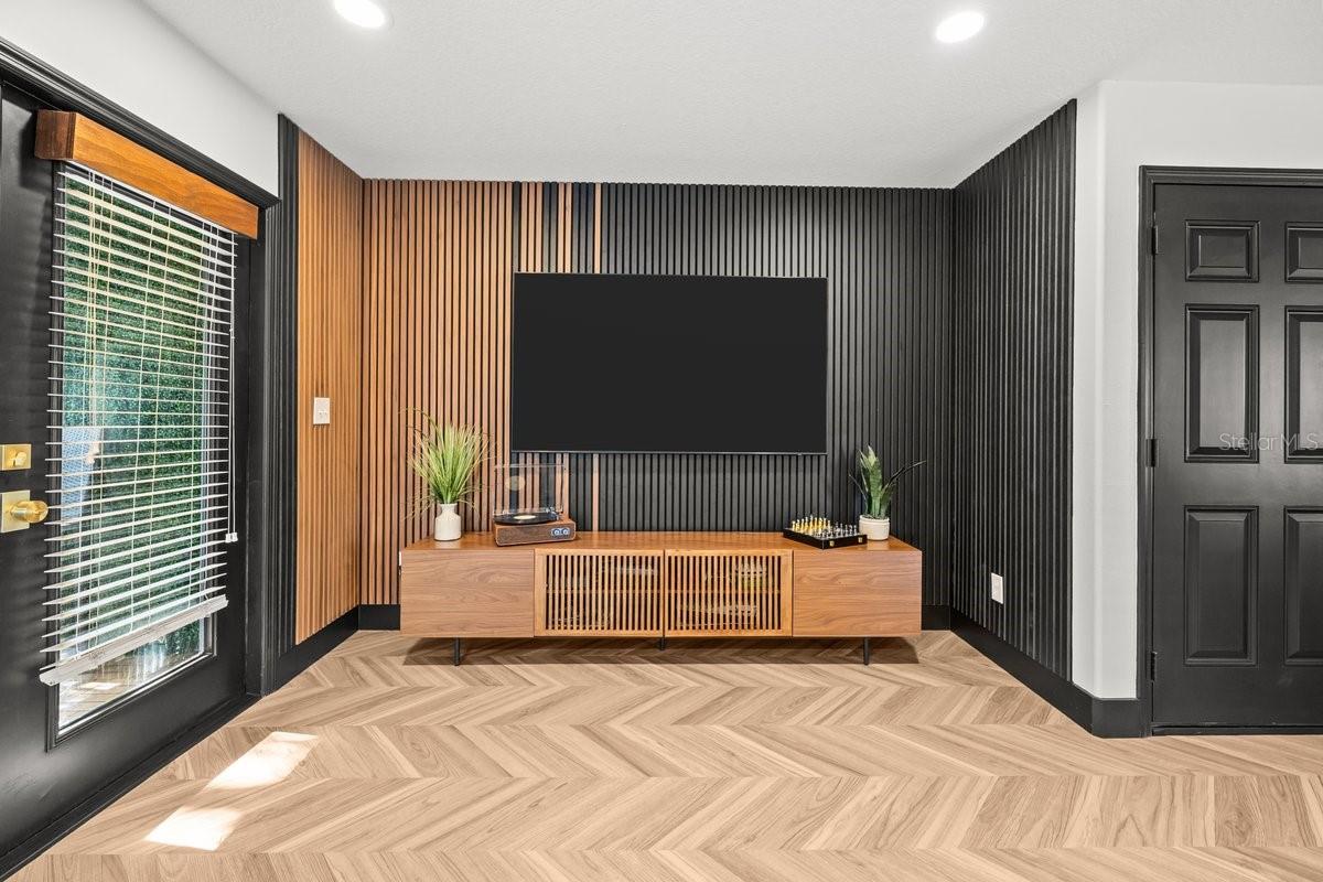 616 WHEATON TRENT PL, TAMPA, FL, 33619