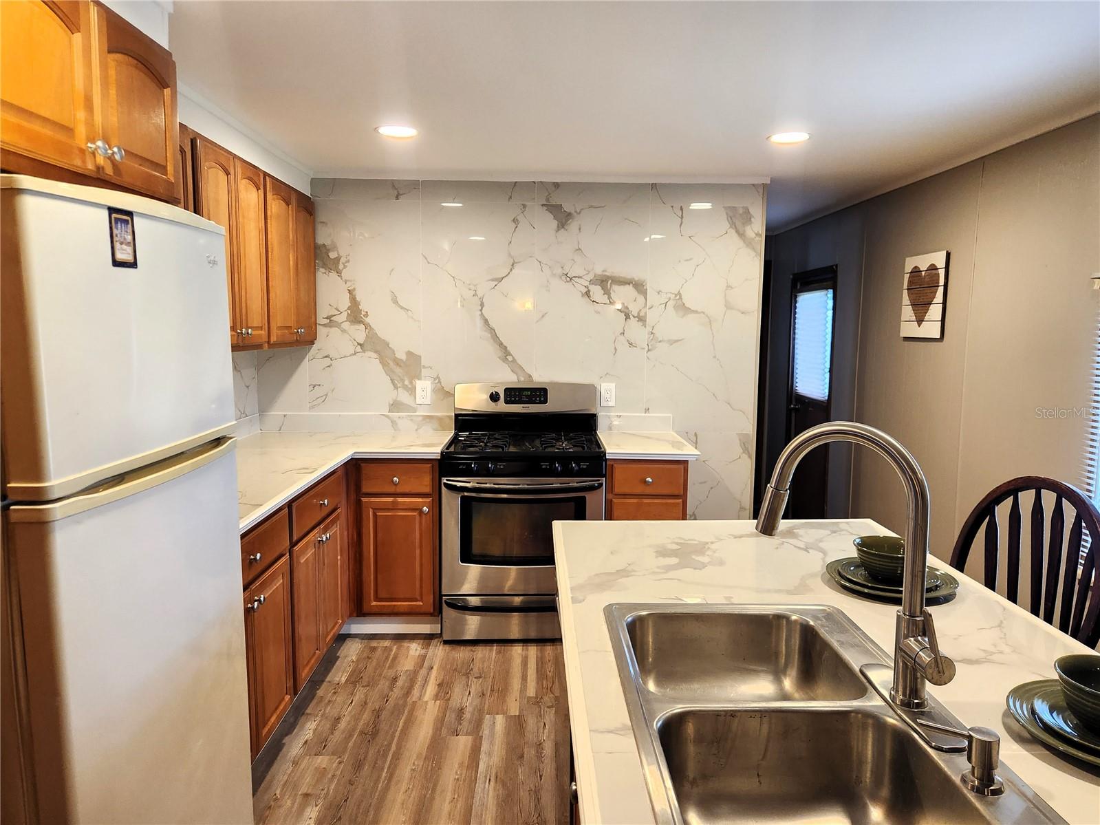 C7514918 Property Photo