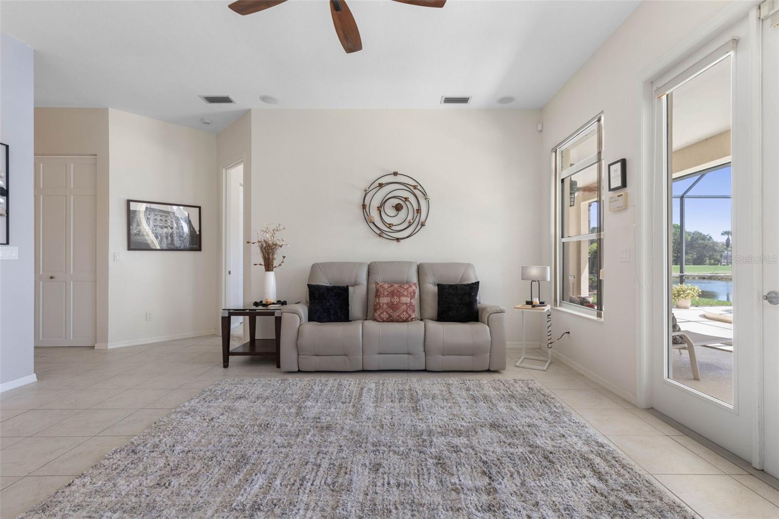 10 MADEIRA CT, PALM COAST, FL, 32137