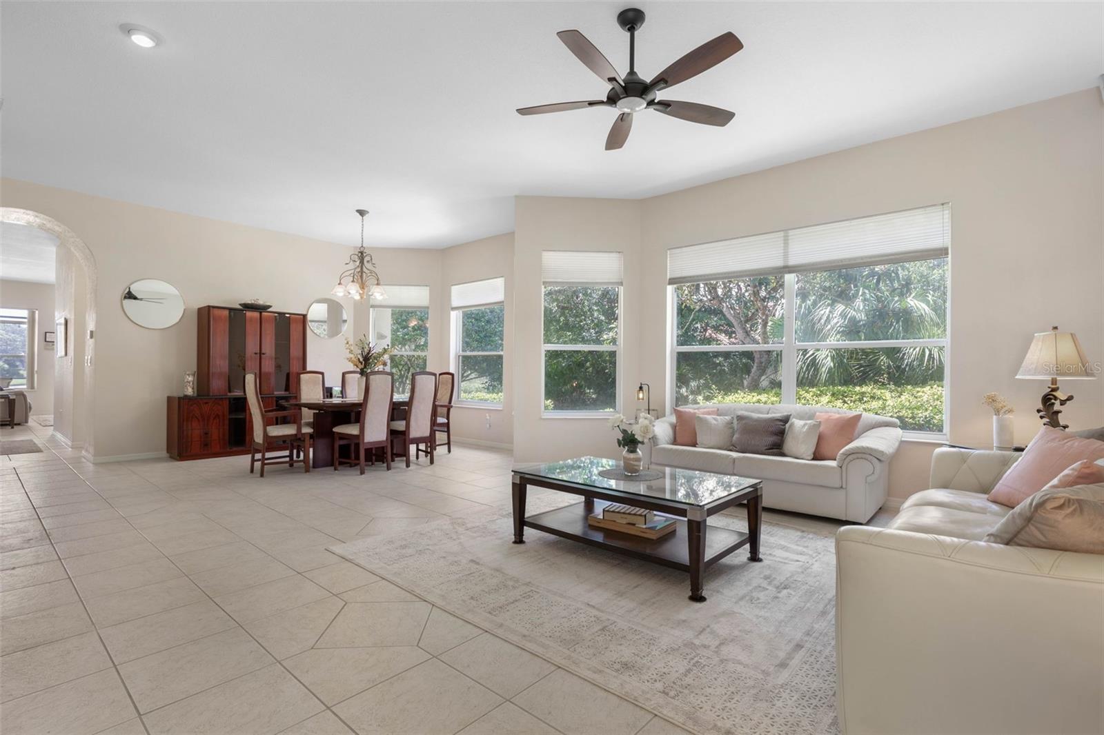 10 MADEIRA CT, PALM COAST, FL, 32137