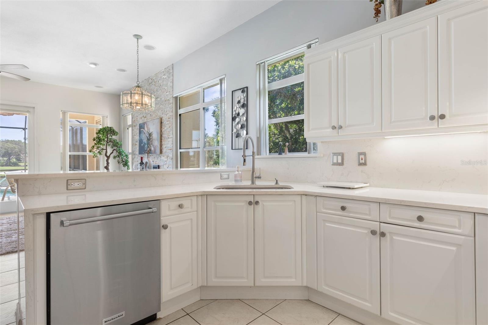 10 MADEIRA CT, PALM COAST, FL, 32137