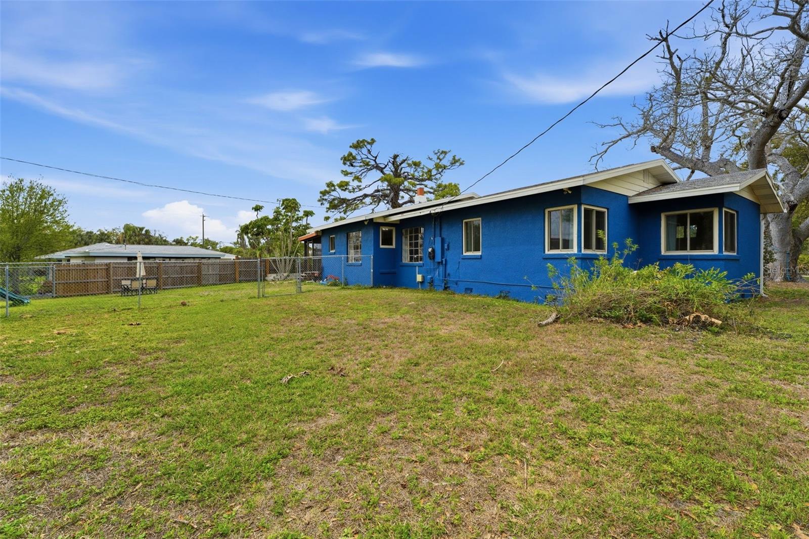 418 EDWARDS DR, SARASOTA, FL, 34243