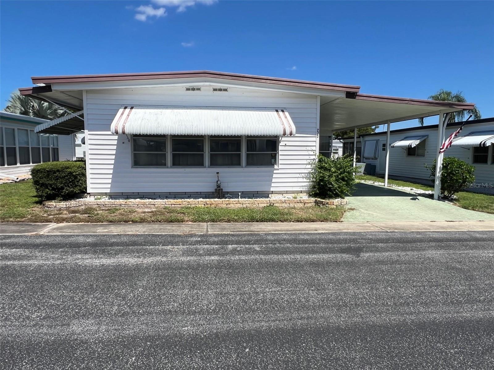 TB8428461 Property Photo