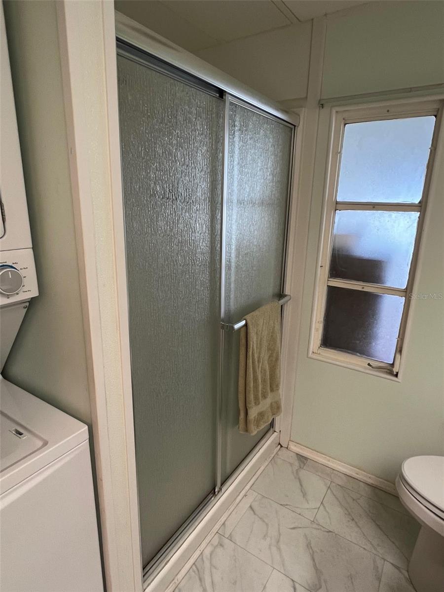 TB8428461 Property Photo