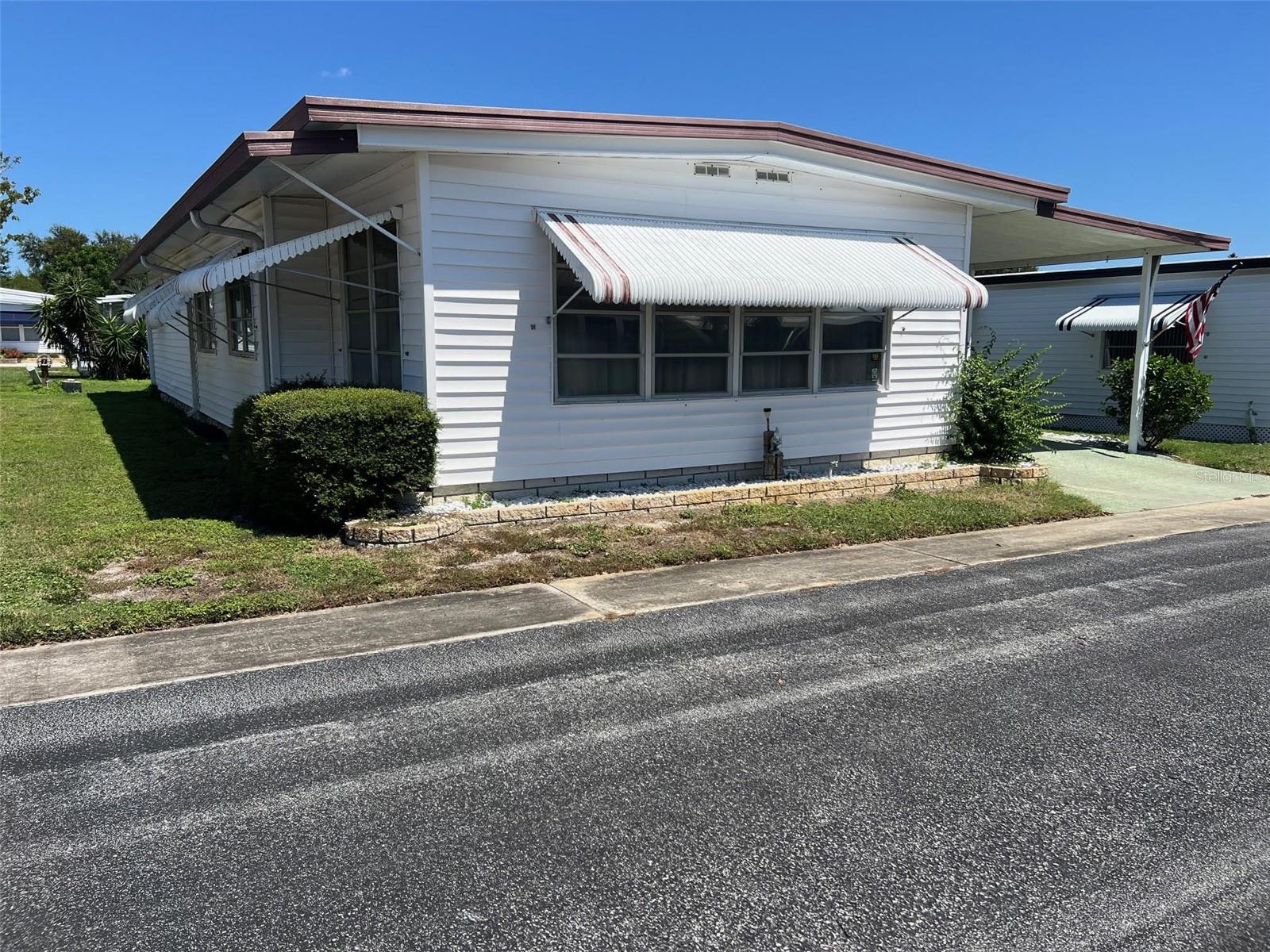 TB8428461 Property Photo