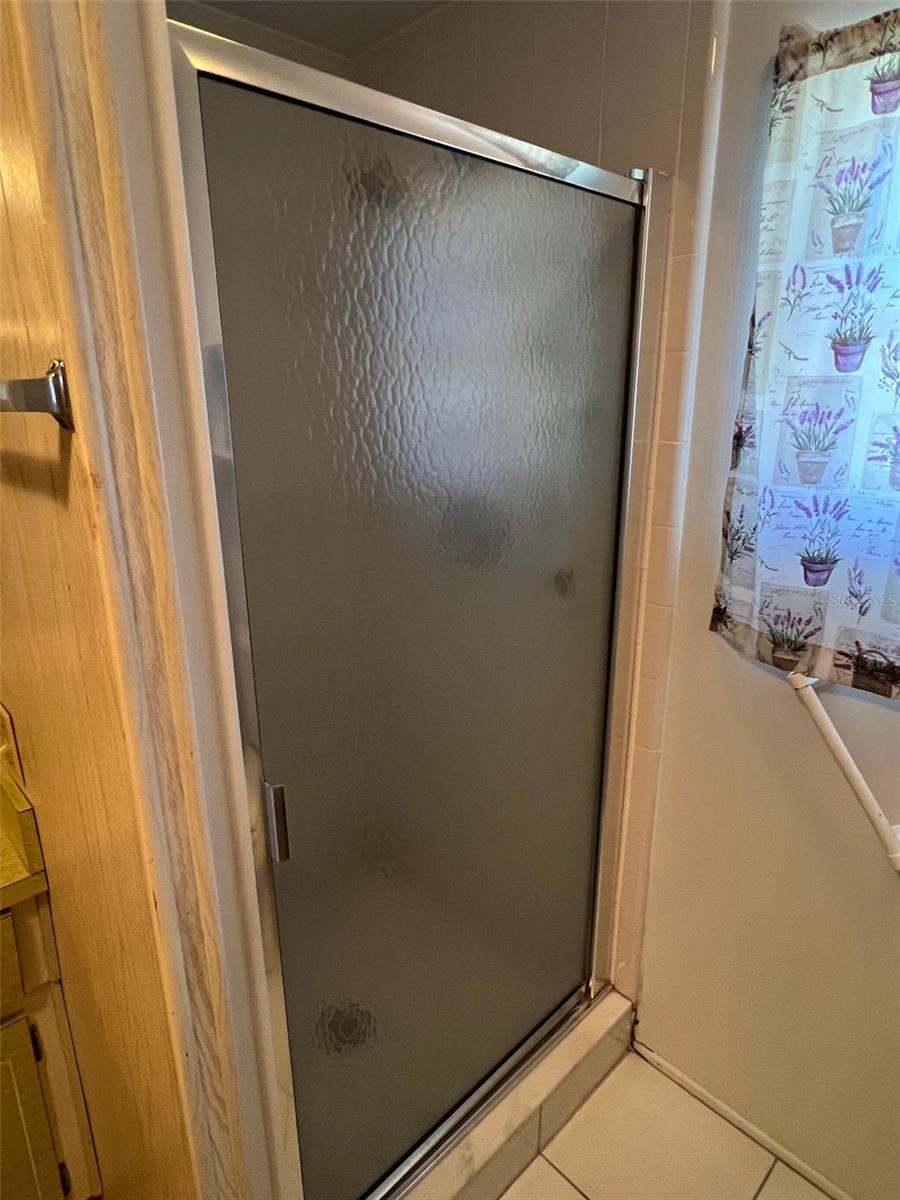 TB8428461 Property Photo