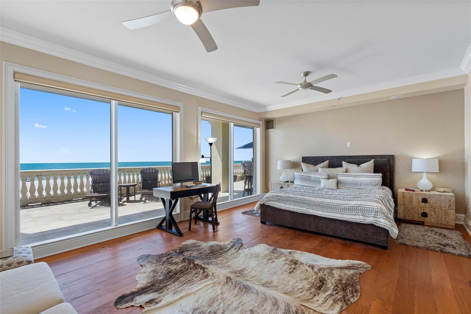 TB8428501 Property Photo