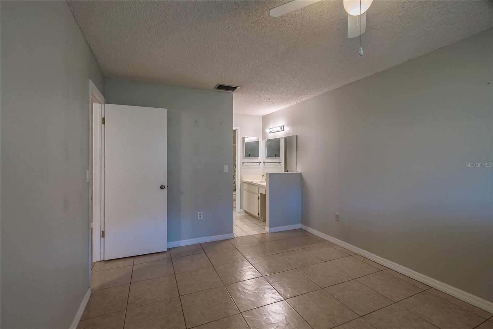 3054 BEECHER DR E #F, PALM HARBOR, FL, 34683