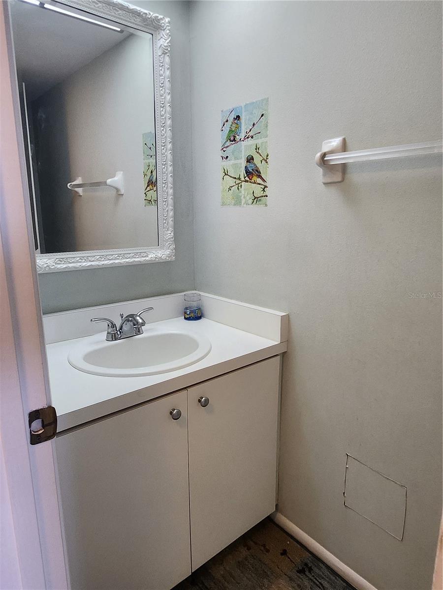 A4665359 Property Photo