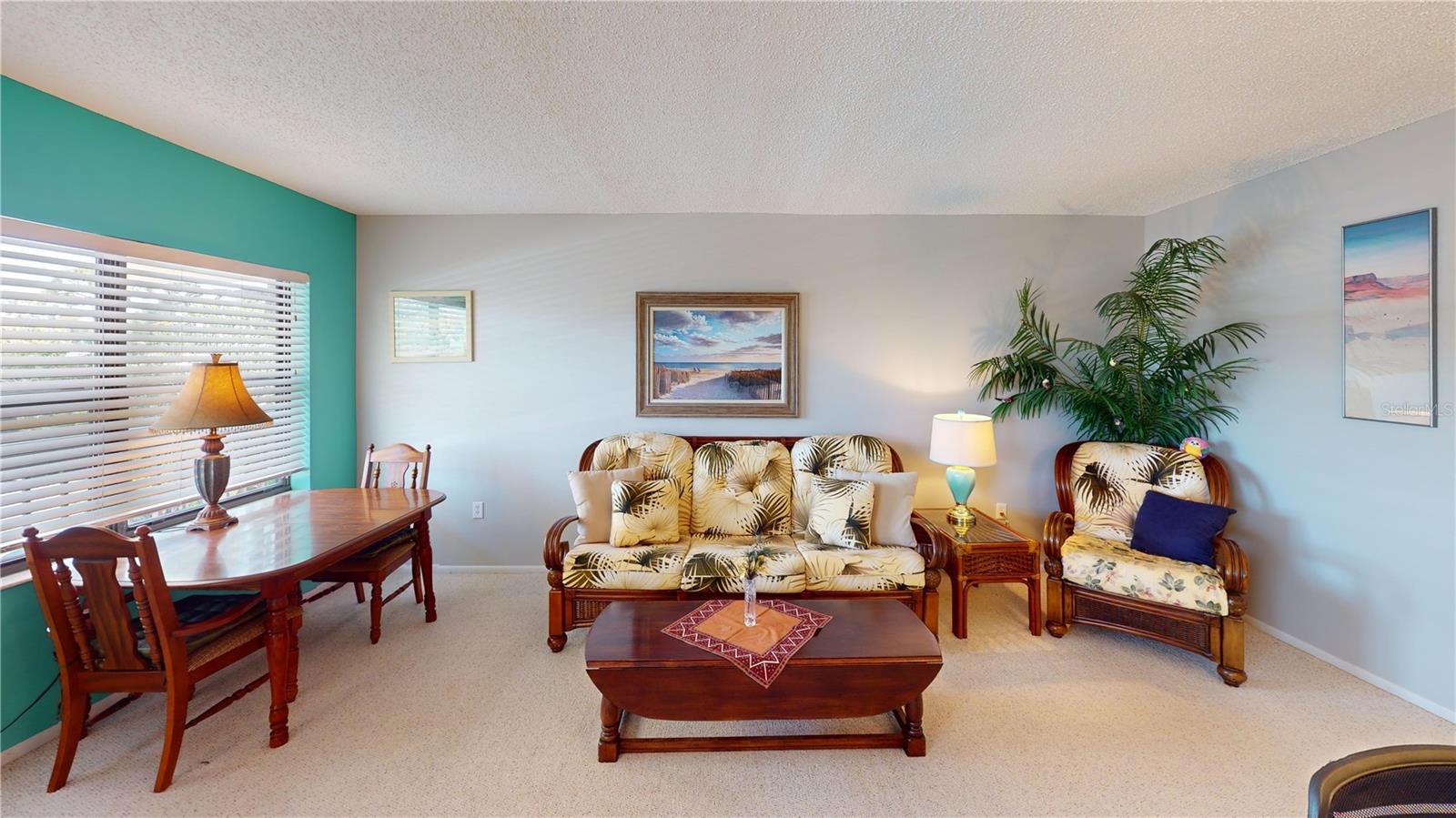 A4665359 Property Photo