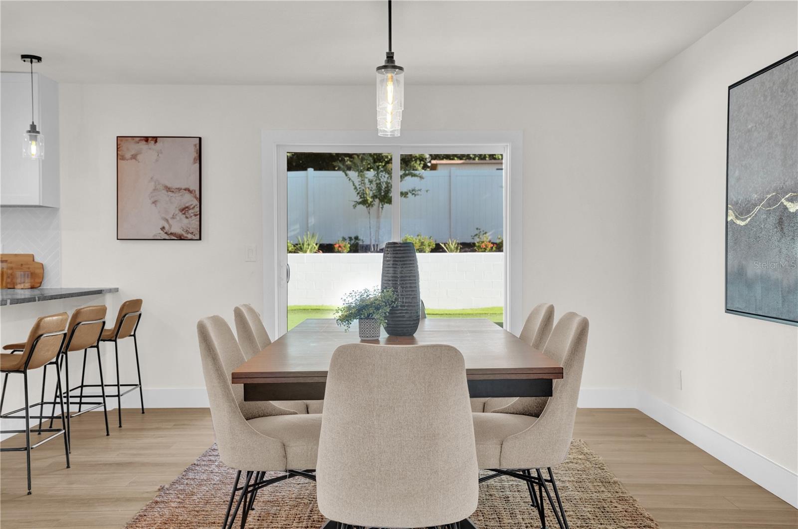 238 E LAKESHORE DR, CLERMONT, FL, 34711