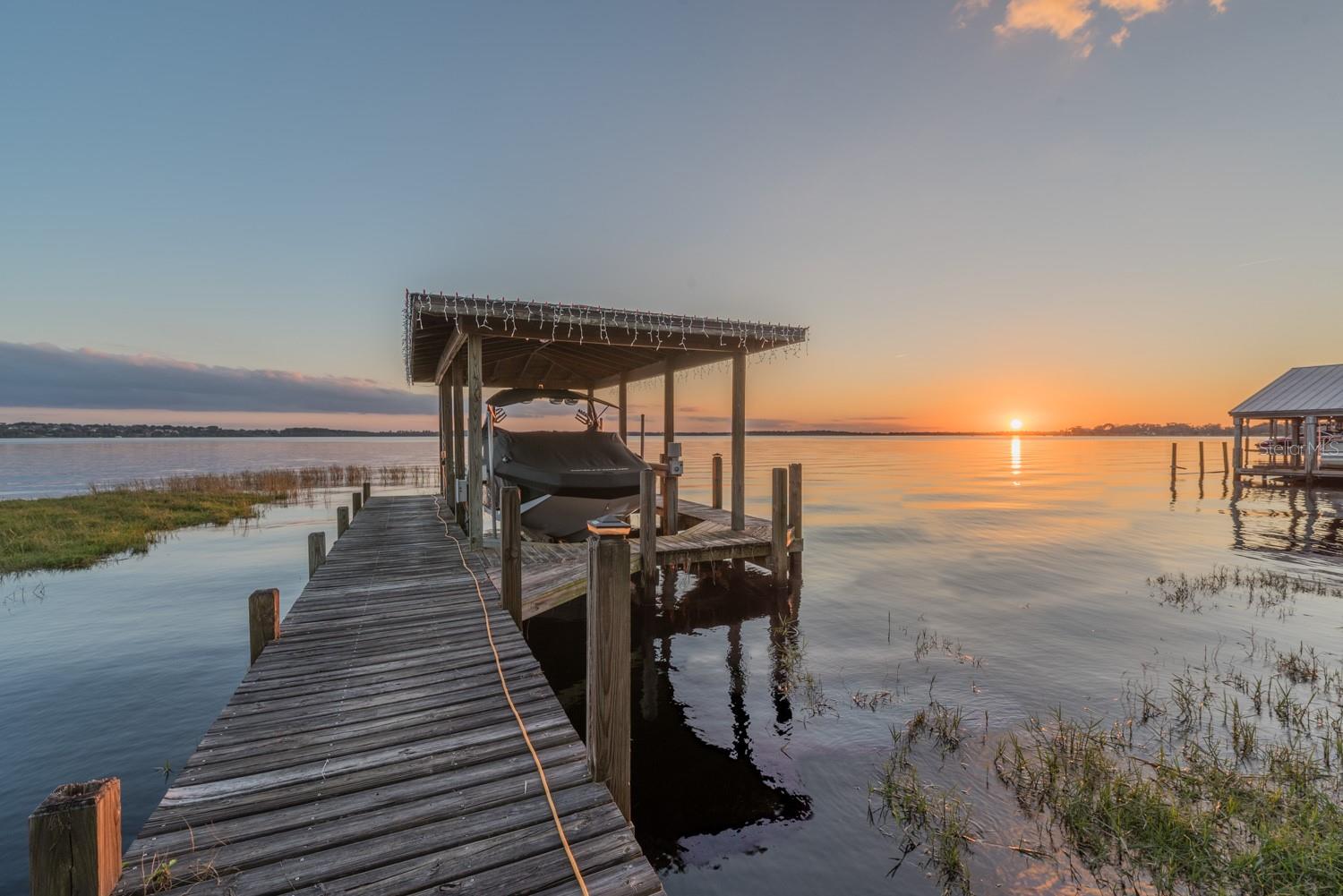 238 E LAKESHORE DR, CLERMONT, FL, 34711