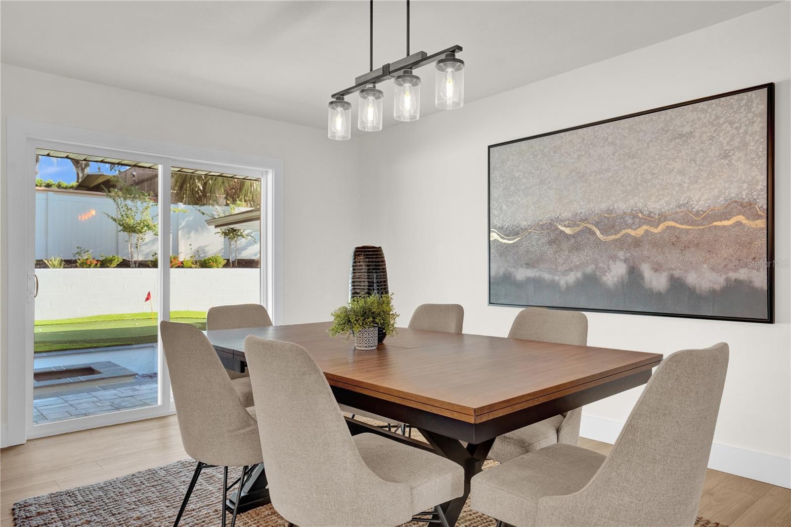 238 E LAKESHORE DR, CLERMONT, FL, 34711