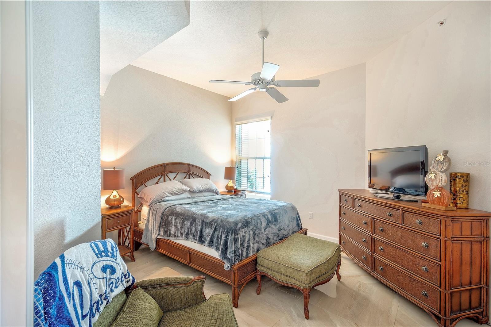 5264 BOUCHARD CIR #102, SARASOTA, FL, 34238