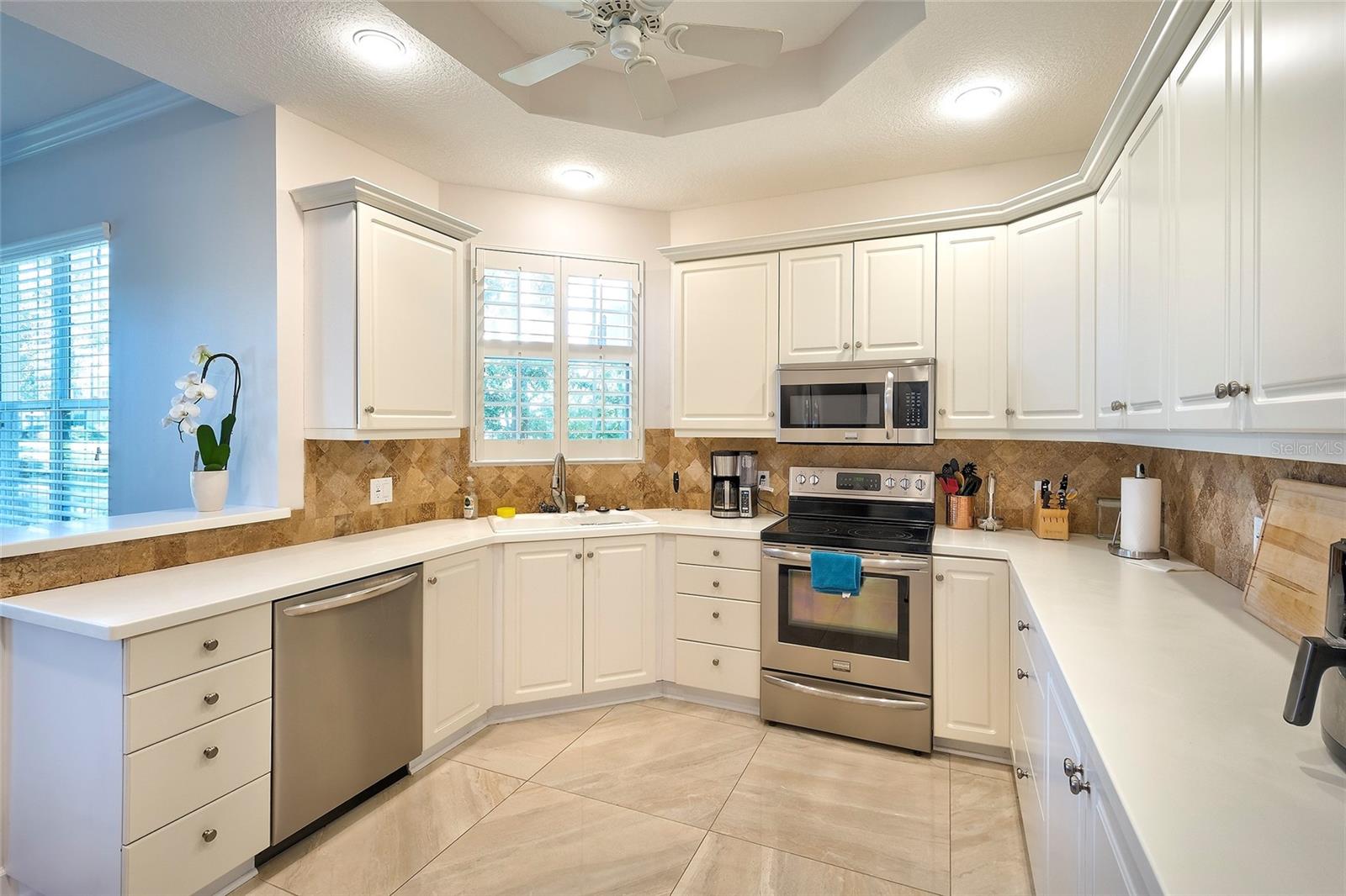 5264 BOUCHARD CIR #102, SARASOTA, FL, 34238