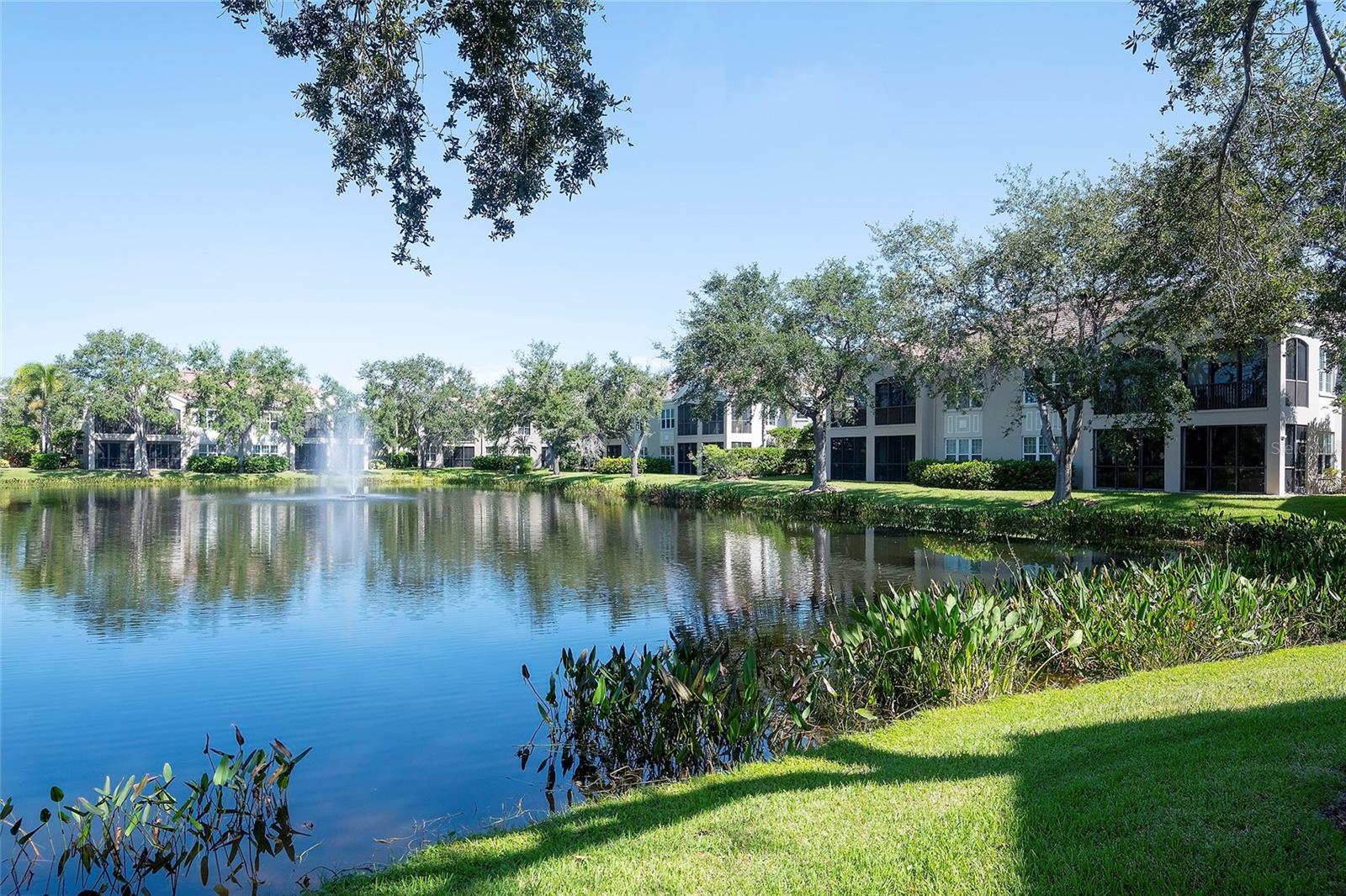 5264 BOUCHARD CIR #102, SARASOTA, FL, 34238