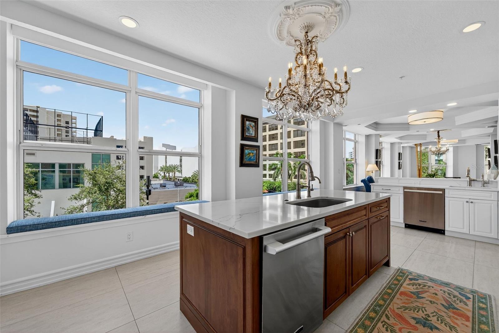 A4665421 Property Photo