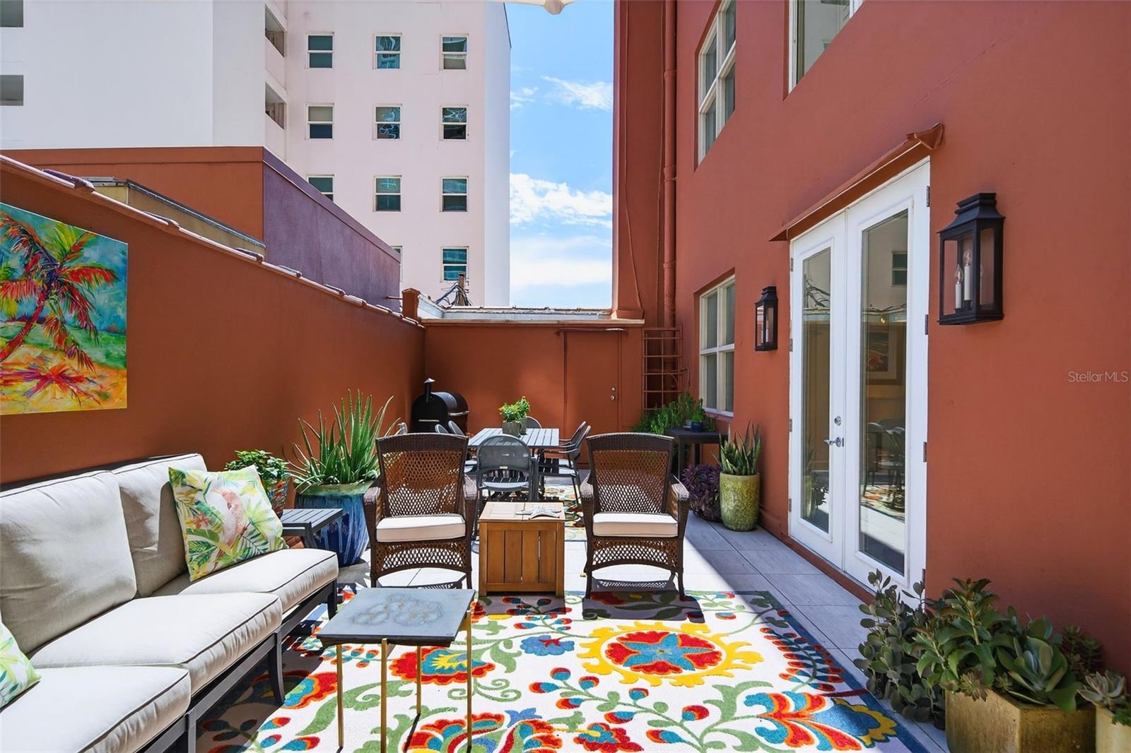 A4665421 Property Photo